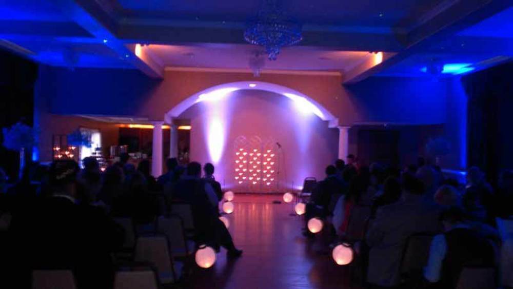 Lighting up a Wedding Ceremony