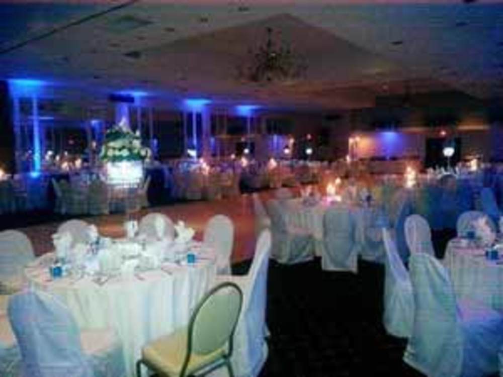 Plattduetsche Park Restaurant 18 Lights