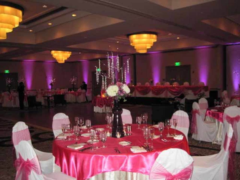 Lighting up a Chicago Wedding!